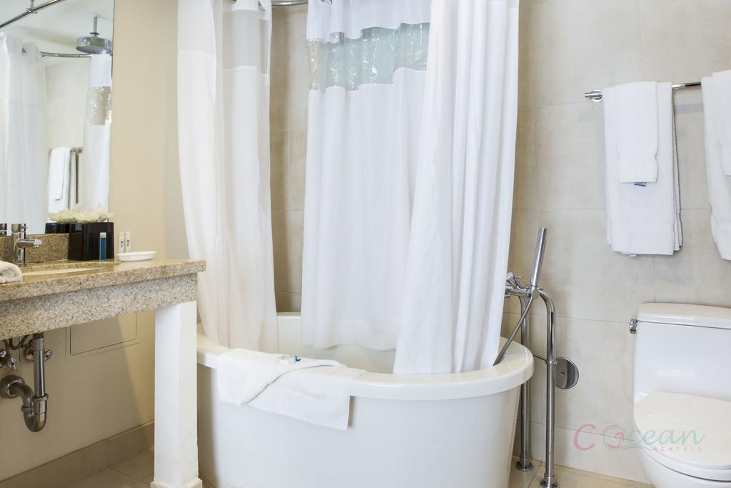 C Ocean Rentals At Strand Ocean Drive (Adults Only) Маями Бийч Екстериор снимка
