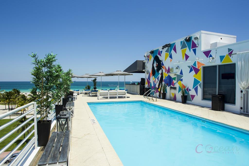 C Ocean Rentals At Strand Ocean Drive (Adults Only) Маями Бийч Екстериор снимка