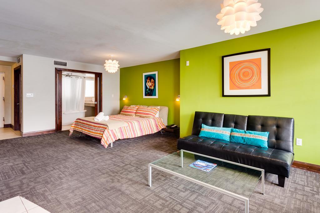 C Ocean Rentals At Strand Ocean Drive (Adults Only) Маями Бийч Екстериор снимка