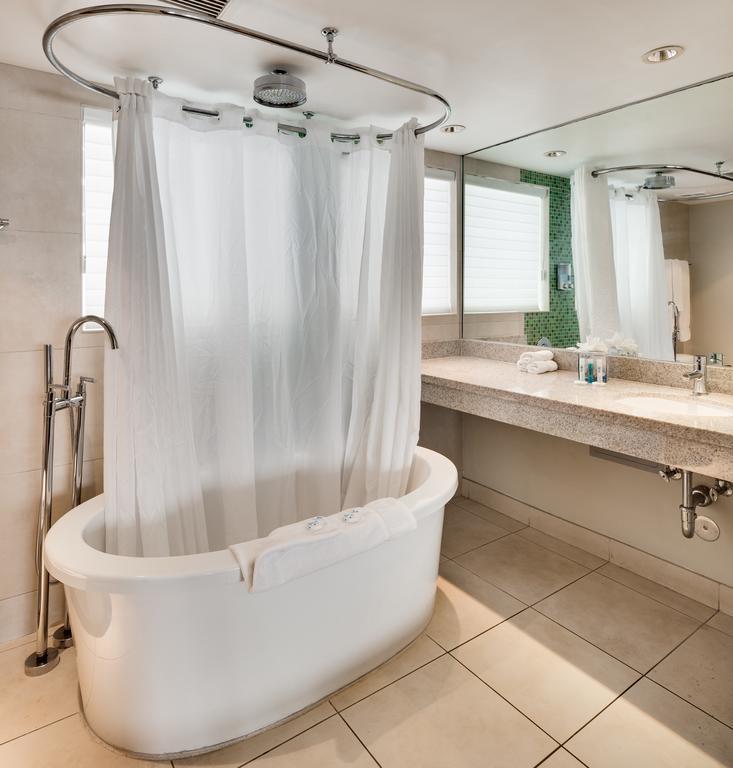 C Ocean Rentals At Strand Ocean Drive (Adults Only) Маями Бийч Екстериор снимка